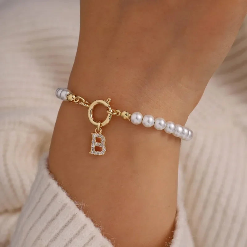 Pulsera de perlas con cuentas