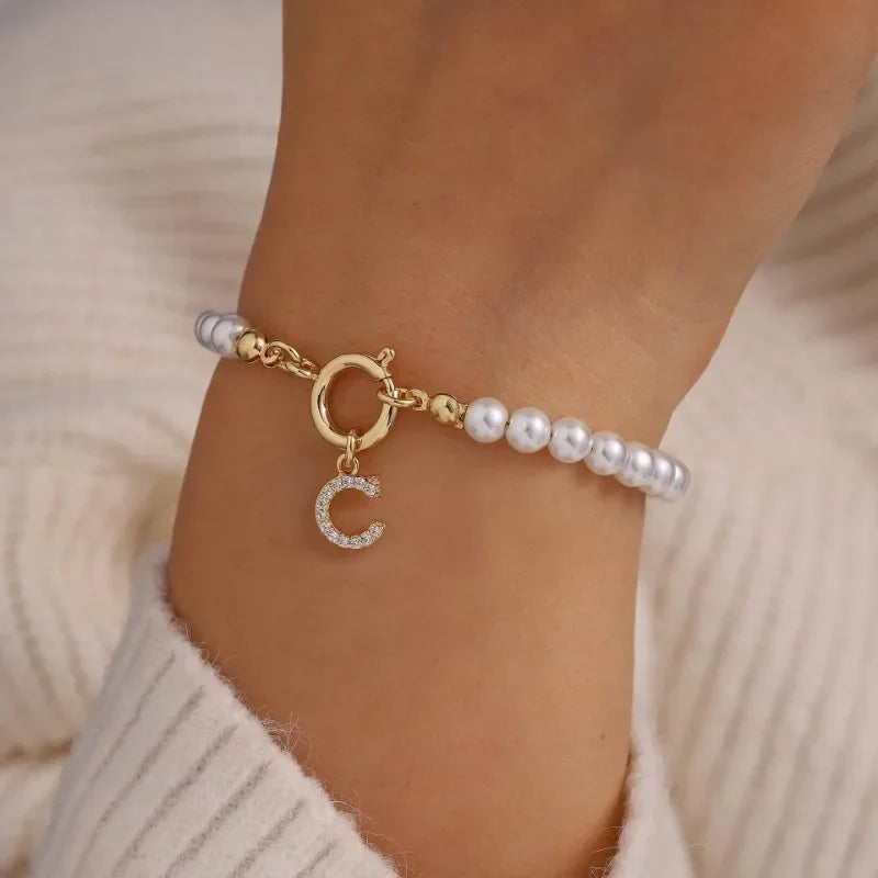 Pulsera de perlas con cuentas