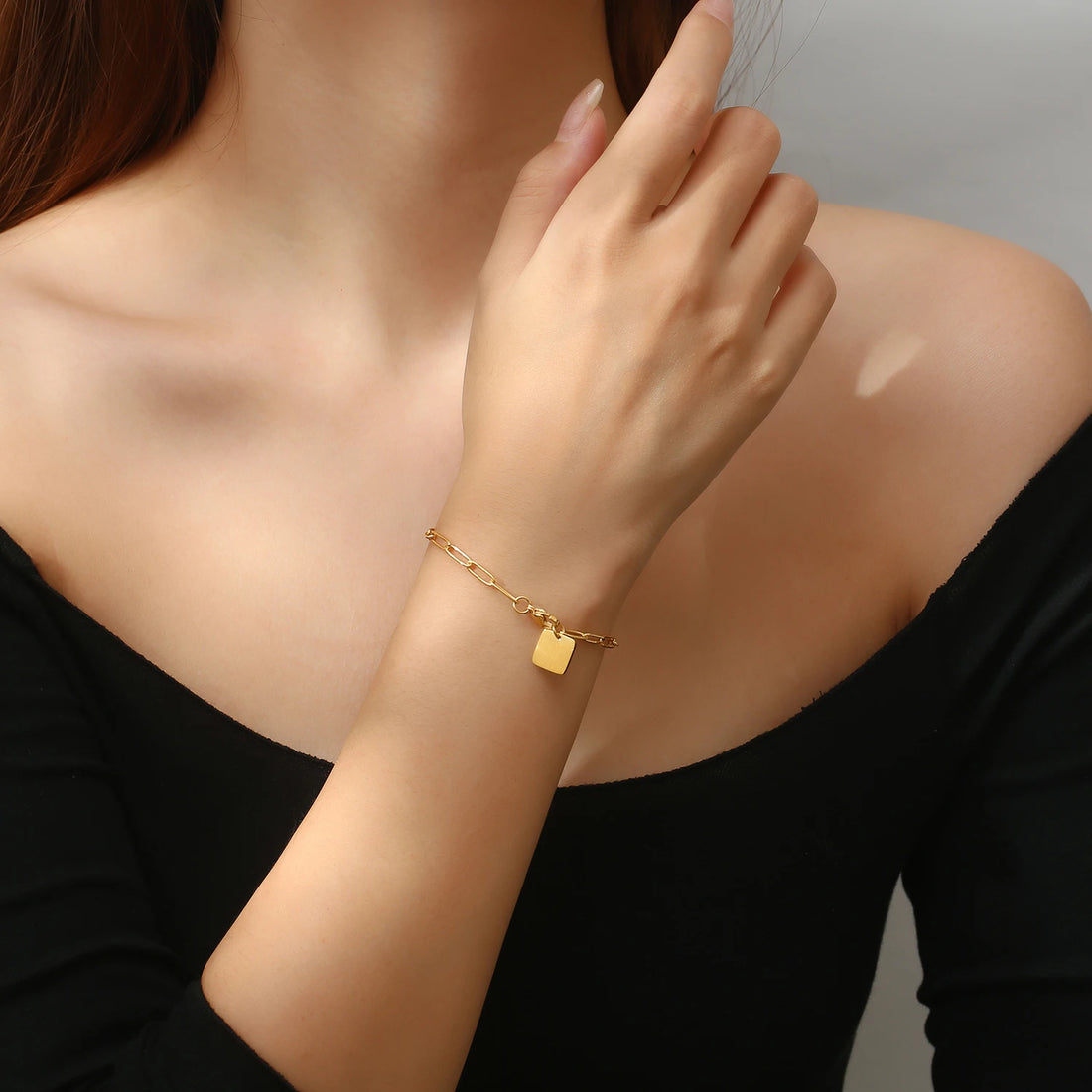 Pulsera de minimalismo chapada en oro